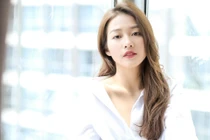 Khả Ngân: "Tôi hời hợt, chỉ biết mình đẹp nên được mời đóng phim"