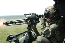 Sức mạnh, tốc độ đáng sợ của dòng súng "cứ mất điện là tịt ngòi" 