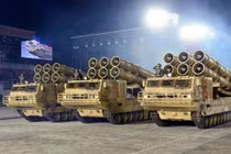 Trước đêm duyệt binh khoe vũ khí mới, nguồn gốc sức mạnh Triều Tiên ở đâu?