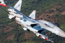 Chuyên gia Mỹ bất ngờ khen ngợi Su-35 của Nga hết lời 