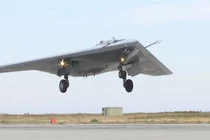 Đến khi nào Nga mới trang bị "quái vật tàng hình" Okhotnik?