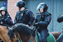 Nữ binh sĩ Nga đẹp nhất thế giới đến tổng thống Putin cũng phải khen