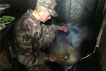 Lính sơn cước tinh nhuệ Trung Quốc ăn uống hàng ngày ra sao? 