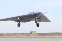 Đến khi nào Nga mới trang bị "quái vật tàng hình" Okhotnik?