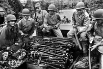 Biết gì về thanh kiếm lính Nhật gây khiếp đảm trong Thế chiến II?