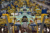 Lý do gì khiến Mỹ buộc phải hạn chế sản xuất tiêm kích F-35?