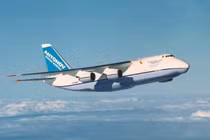 Chuyến bay kỷ lục qua hai cực trái đất của An-124 Ruslan