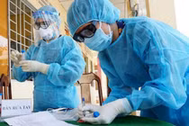 Hà Nội: Một người đau tức ngực, phát hiện dương tính SARS-CoV-2