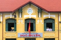 Nữ giáo viên mắc COVID-19, hơn 250 học sinh nghỉ học khẩn cấp