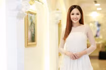 Hoa hậu Mai Phương Thúy đẹp ngọt ngào dự sự kiện