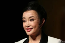 Nhan sắc thật gây sốc của mỹ nhân Lưu Hiểu Khánh