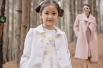 Con gái Hà Kiều Anh 6 tuổi xinh xắn chuẩn hoa hậu tương lai