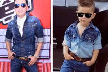 Thú vị sao nhí có phong cách giống hệt Đàm Vĩnh Hưng