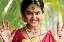 Chân dung ngôi sao nhí “Cô dâu 8 tuổi” Avika Gor