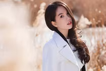 Ngọc Trinh phản ứng lạ khi "Thánh cô cô bóc" bị bắt