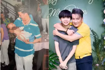 Mr Đàm mừng sinh nhật con cùng huyết thống, chàng trai nay đã khác