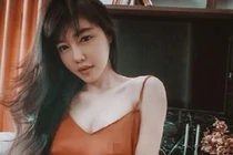 Elly Trần ngày càng gợi cảm, khoe thân đạt tới độ siêu đẳng