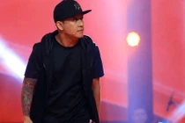 Tuấn Hưng chia tay Facebook vì áp lực sau scandal văng tục