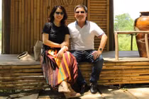 Được khuyên bớt đăng ảnh bên bạn gái, Chí Trung đáp trả “gắt“