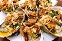 Chế biến loạt món ăn từ hàu giúp quý ông “khoẻ hơn lực sĩ“
