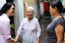 Ca sĩ Thu Phương giản dị về thăm quê Hải Phòng 