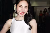 Thủy Tiên dành vé đi tiếp cho cô bé mồ côi cha