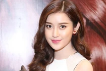 Huyền My khoe 3 vòng đẹp hoàn mỹ trong váy ôm sát 