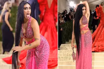 Con gái Madonna nổi loạn không kém mẹ