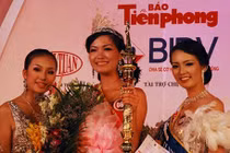 Cuộc sống của top 3 Hoa hậu Việt Nam 2008 giờ ra sao?
