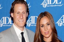 Meghan Markle vừa tái hôn, chồng cũ lập tức cầu hôn bạn gái