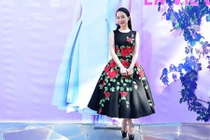 Linh Nga đẹp rạng ngời tham dự show của Đỗ Mạnh Cường