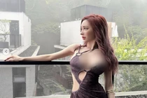 Mỹ nhân Đài Loan “đốt mắt” người xem với mốt không nội y