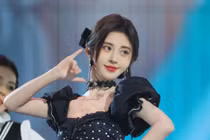 Vẻ đẹp mê hoặc lòng người của “mỹ nhân 4000 năm có một”