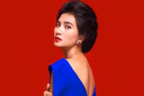 “Bà mẹ đơn thân” Kim Tuyến quyến rũ trong gam màu nổi