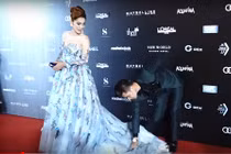 Phát ghen cách chiều vợ hết nấc của chồng Lâm Khánh Chi