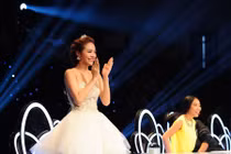 Minh Hằng hỗ trợ Đoan Trang giành thí sinh với Thủy Tiên