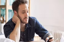 Tôi hoang mang khi phát hiện album ảnh bí mật của bạn gái