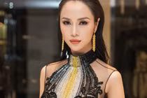 Vũ Ngọc Anh chơi trội mặc váy 1 tỷ đồng trên thảm đỏ Cannes