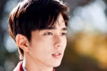 Lộ hình ảnh cực điển trai của Yoo Seung Ho trong “Remember“