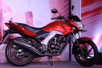 Honda sẽ ra mắt 10 mẫu xe máy mới trong năm 2015