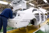 Bosch phát triển hệ thống tự phanh lùi