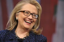 Bà Clinton có trở thành nữ Tổng thống Mỹ đầu tiên?