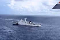 Tàu tuần tra Trung Quốc xâm lấn lãnh hải Malaysia 