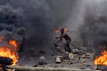 Hình ảnh cuộc chiến đường phố ác liệt ở Burundi