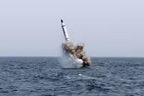 TQ “tuồn” cho Triều Tiên tên lửa phóng từ tàu ngầm?