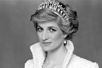 Công nương Diana: Bóng hồng biểu tượng của Hoàng gia Anh 