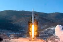 Tin nóng: Triều Tiên đã phóng tên lửa mang vệ tinh