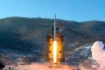 Tin nóng: Triều Tiên đã phóng tên lửa mang vệ tinh