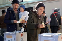 Nhật Bản tiến hành bầu cử Hạ viện trước thời hạn