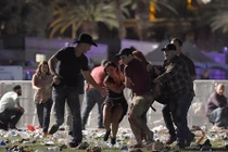 Xả súng ở Las Vegas: Hơn 50 chết, 400 người bị thương